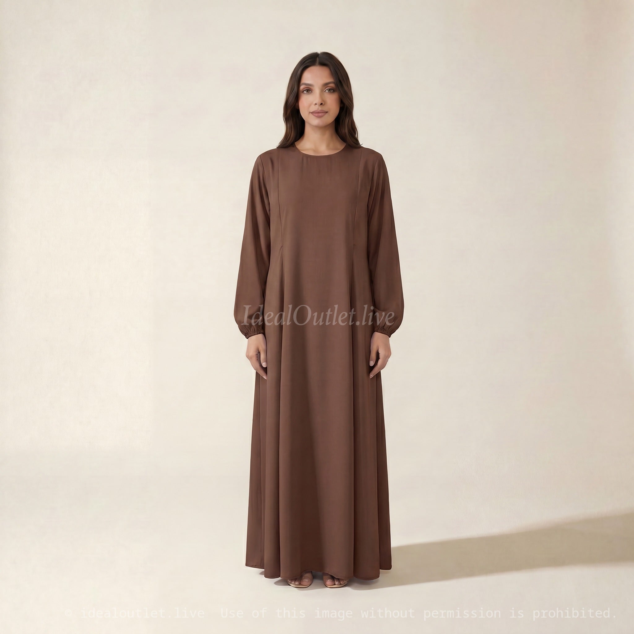 Abaya d'allaitement en soie de Medine ouvertures zip REF:RO2508PK - doux et fluide facilitant l’allaitement en toute discrétion.