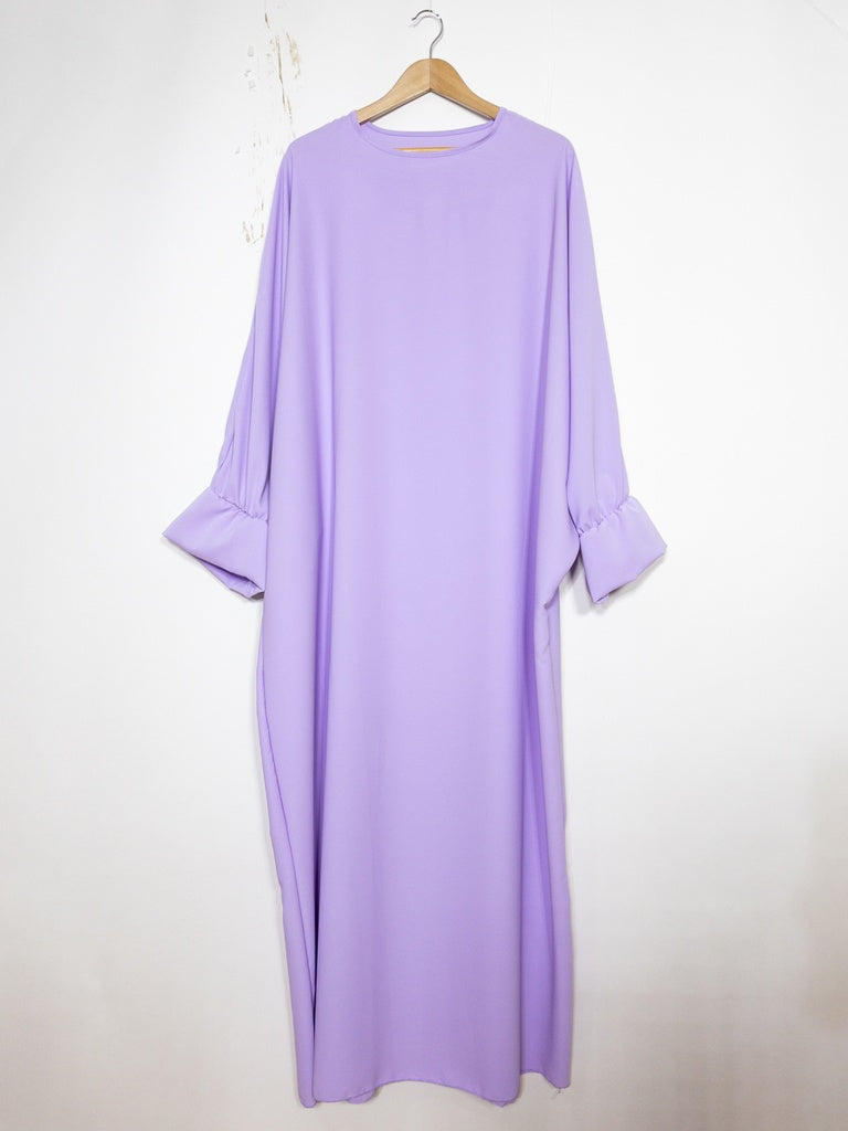 Abaya longue ref: 23312pk - Abaya longue large en Soie de Médine élégante et fluide