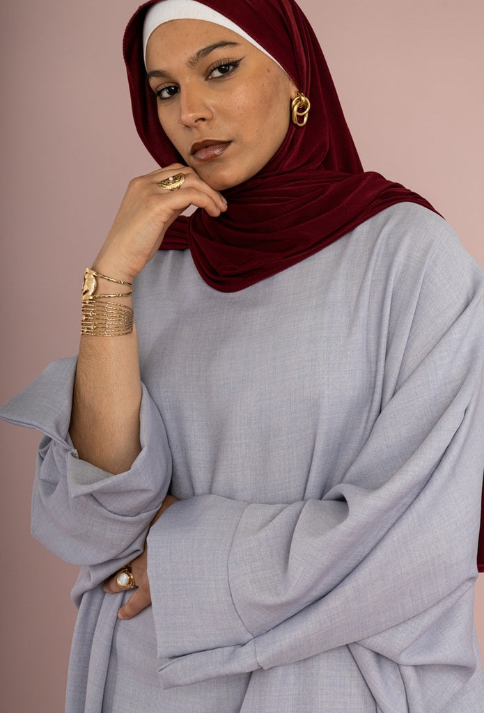 Robe Abaya REF: 2382XLM Manche papillon coupe ample avec fente sur les manches tissu léger et fluide