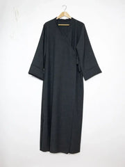 Gris foncé