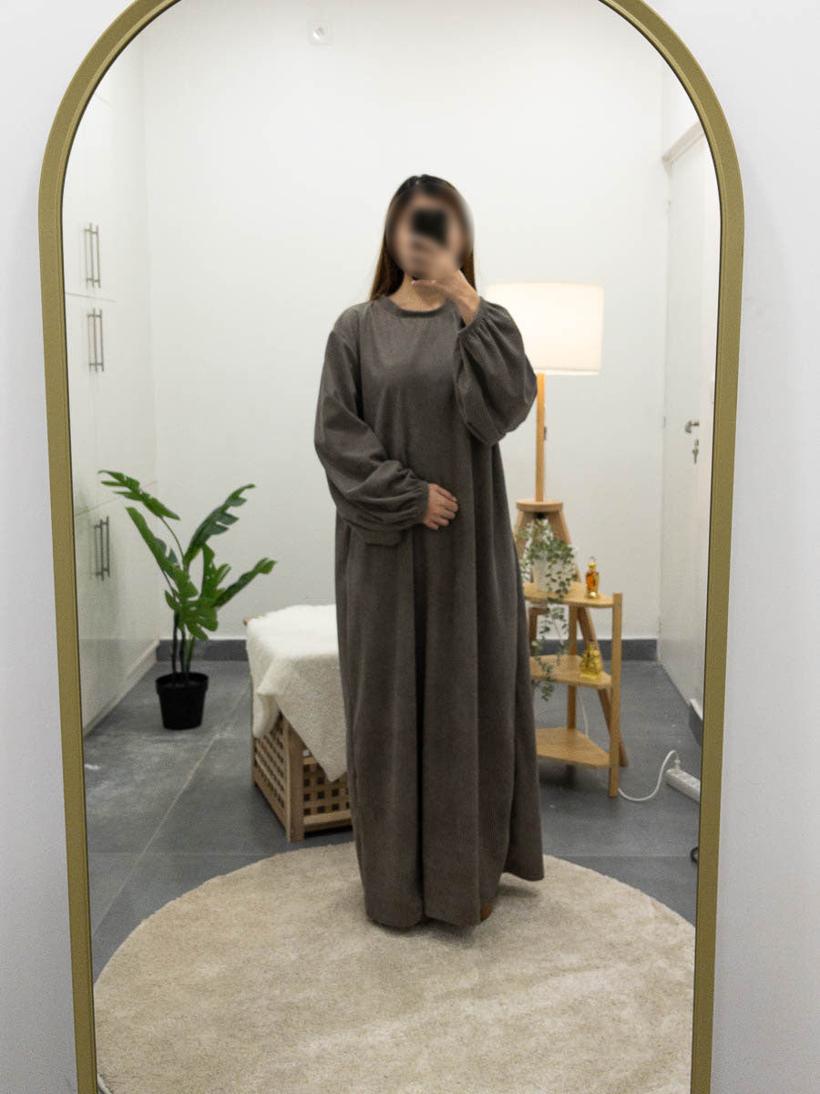 Abaya côtelé pour l'hiver ref:2398 - Abaya confortable velours Côtelé pour l’Hiver