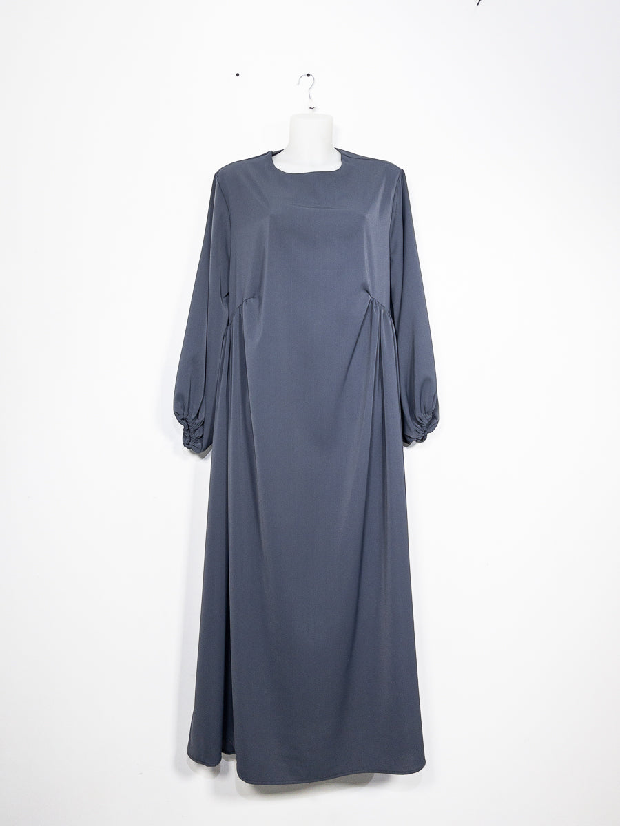 Robe abaya en Soie de Médine Ref: Ro2509pk - Robe abaya en Soie de Médine subtilement froncée au buste coupe fluide avec manches bouffantes
