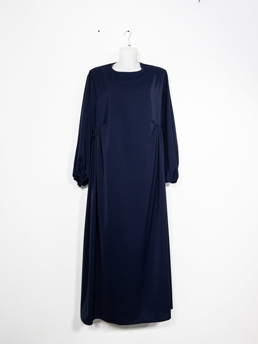 Robe abaya en Soie de Médine Ref: Ro2509pk - Robe abaya en Soie de Médine subtilement froncée au buste coupe fluide avec manches bouffantes