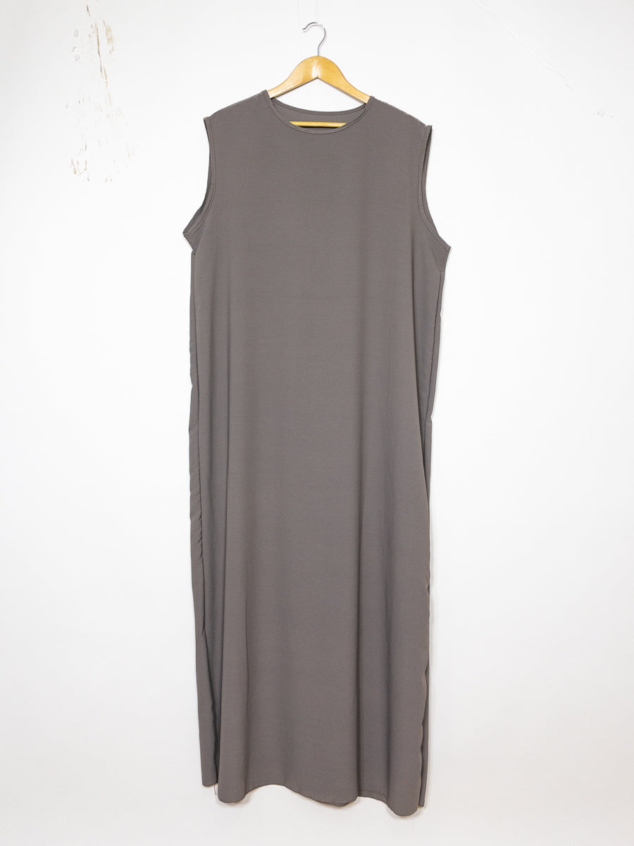Long, Wide Abaya Ref: Ro2353pk - Sleeveless Long Abaya in Medina Silk, Short Sleeve, Flowing and Lightweight