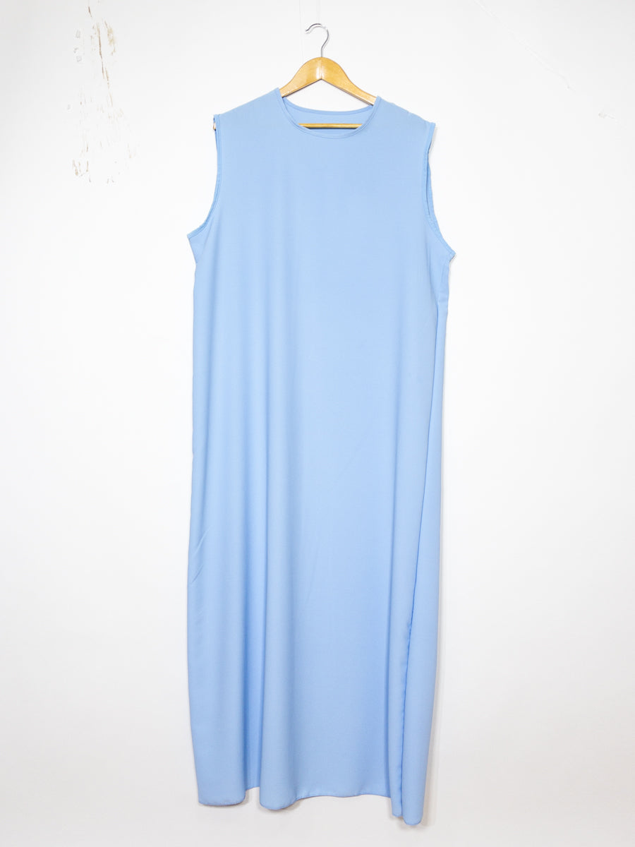 Long, Wide Abaya Ref: Ro2353pk - Sleeveless Long Abaya in Medina Silk, Short Sleeve, Flowing and Lightweight