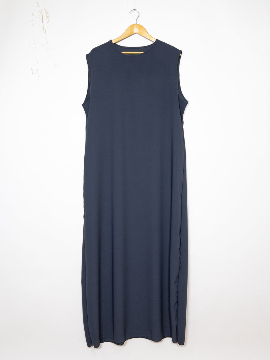 Long, Wide Abaya Ref: Ro2353pk - Sleeveless Long Abaya in Medina Silk, Short Sleeve, Flowing and Lightweight