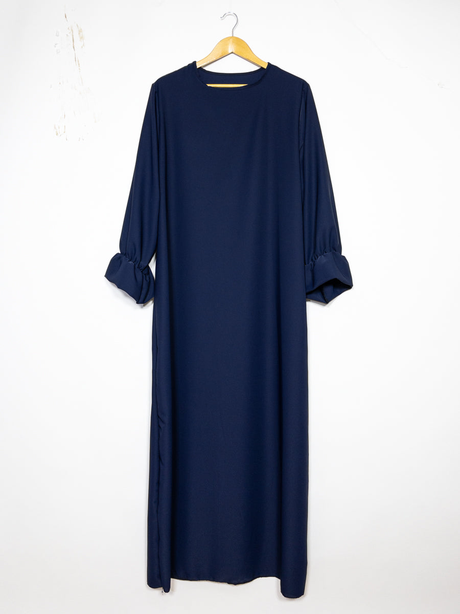 Abaya longue large ref:Ro23332pk en soie de medine - détails sur les manches confortable et élégante