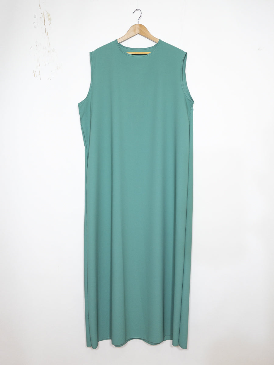 Long, Wide Abaya Ref: Ro2353pk - Sleeveless Long Abaya in Medina Silk, Short Sleeve, Flowing and Lightweight