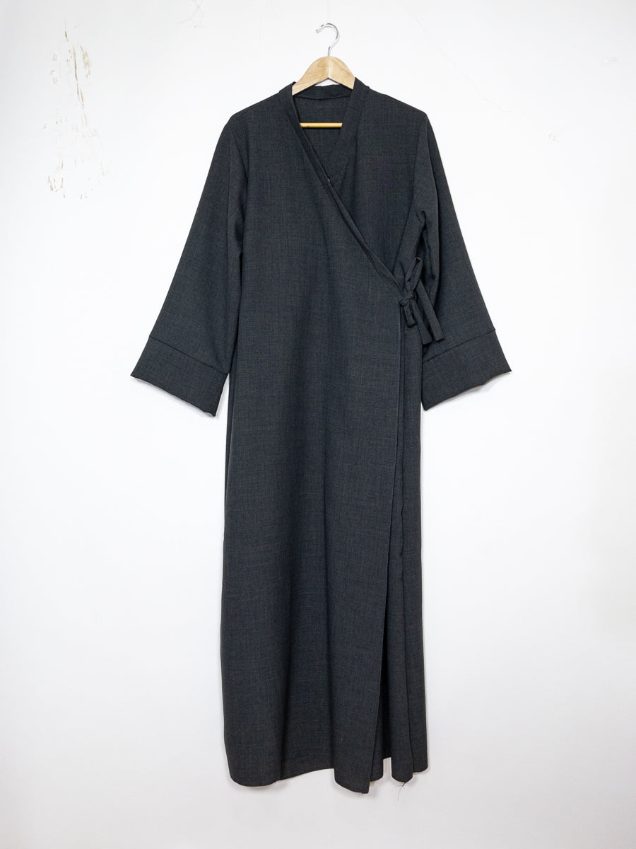 Abaya manche large en lin pour 185cm REF: RoL2383lin - Abaya portefeuille style kimono larges style lin design chic ajustable avec un nœud
