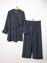 Gris foncé