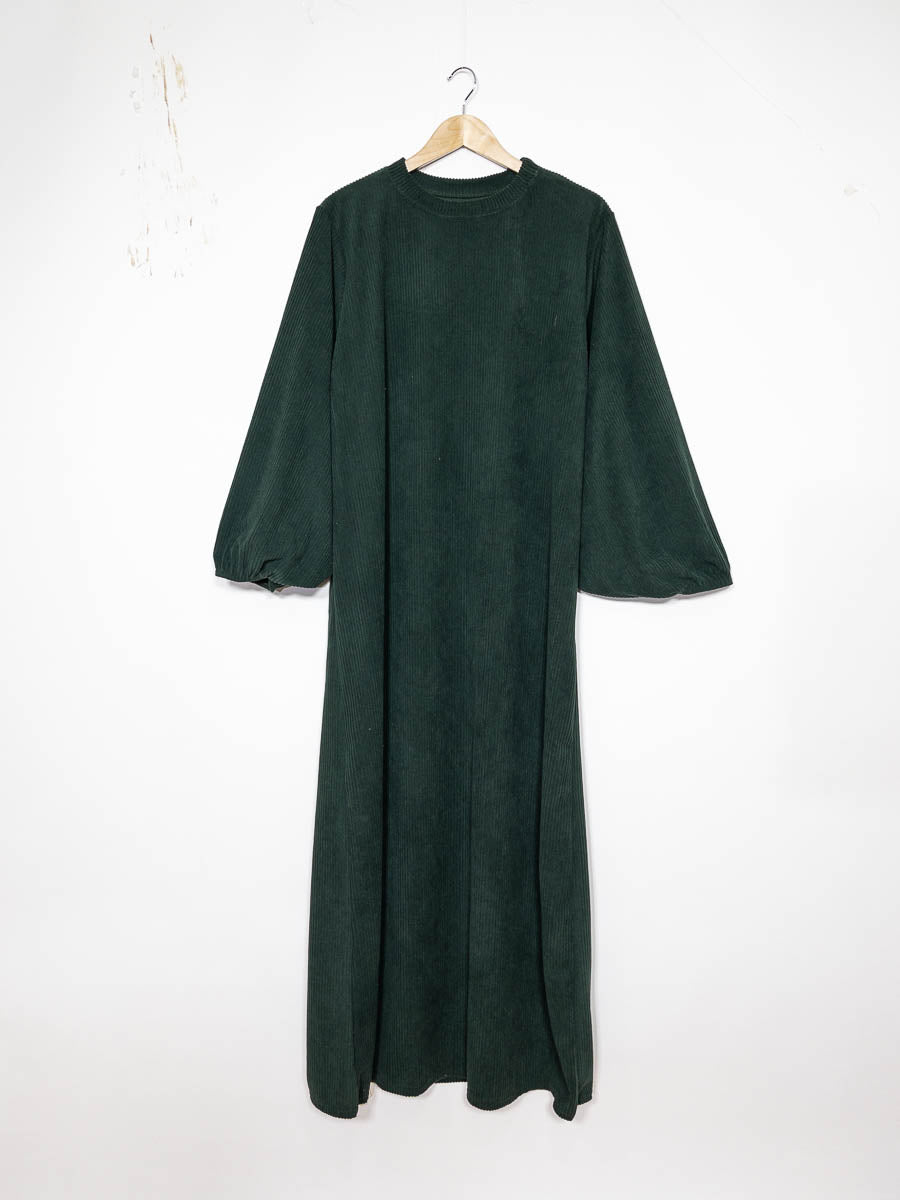 Ribbed Winter Abaya REF: 2398 - Comfortable Corduroy Velvet Abaya for Winter