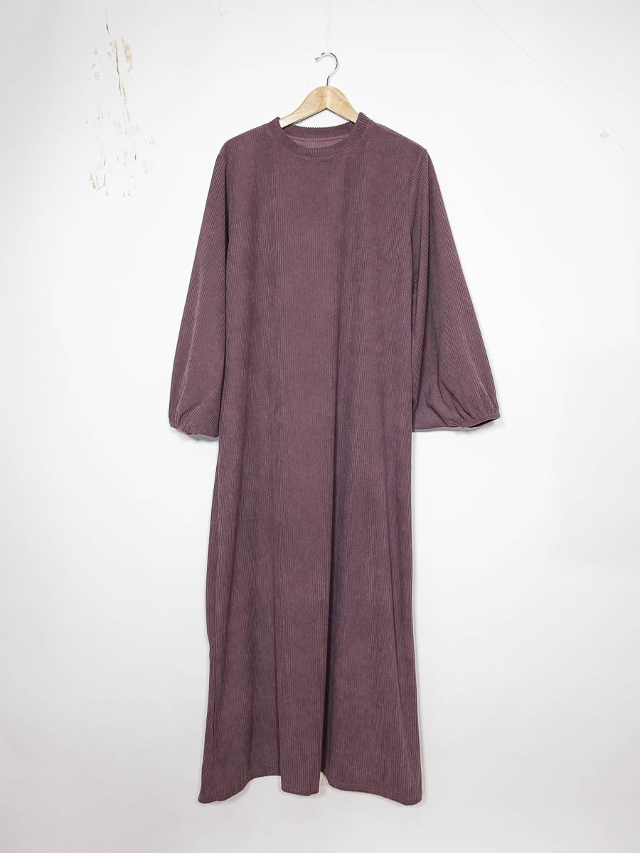 Abaya côtelé pour l'hiver ref:2398 - Abaya confortable velours Côtelé pour l’Hiver