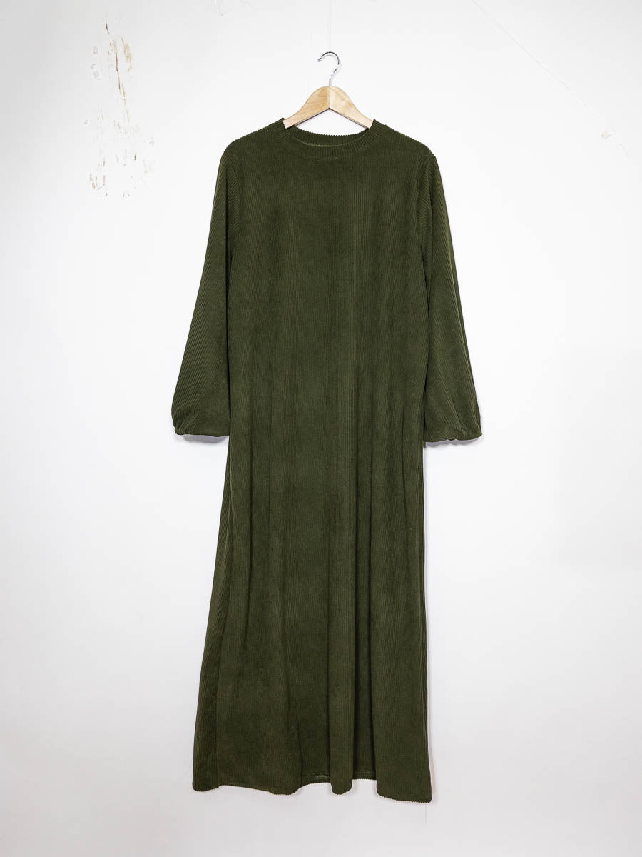 Ribbed Winter Abaya REF: 2398 - Comfortable Corduroy Velvet Abaya for Winter